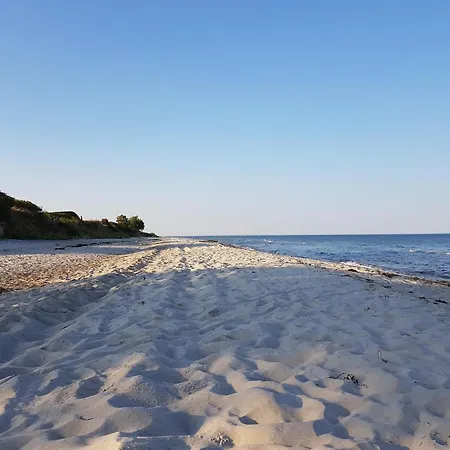 Paulsen Haeuschen - Schloss Дом отдыха